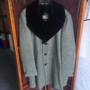 Absolutely Gorgous, Manly Great Western Coat. L